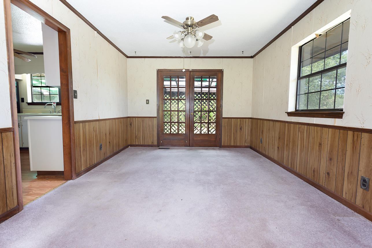 2323 Dry Valley Road Northeast Charleston, TN 37310 - Photo 5 of 22 Dining