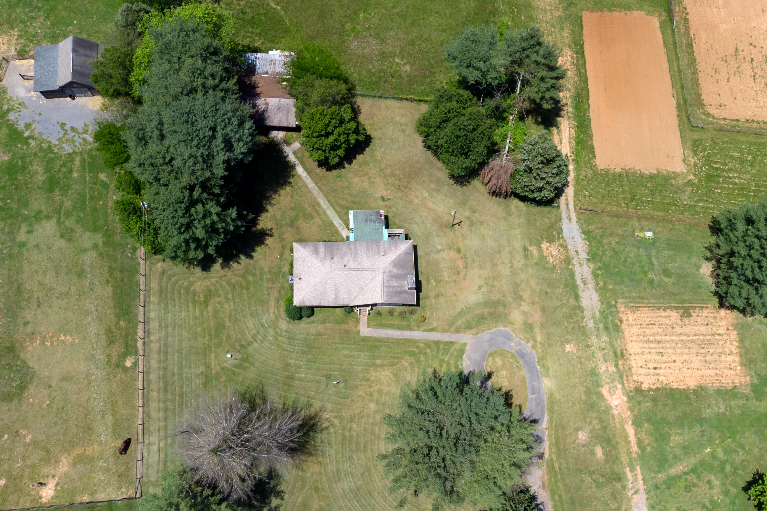 2323 Dry Valley Road Northeast Charleston, TN 37310 - Photo 8 of 22 DJI_0114