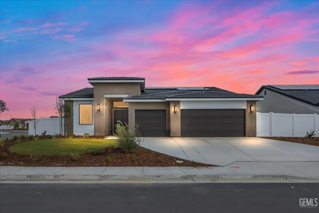 $634,900 | Undisclosed Address, Bakersfield, CA 93314