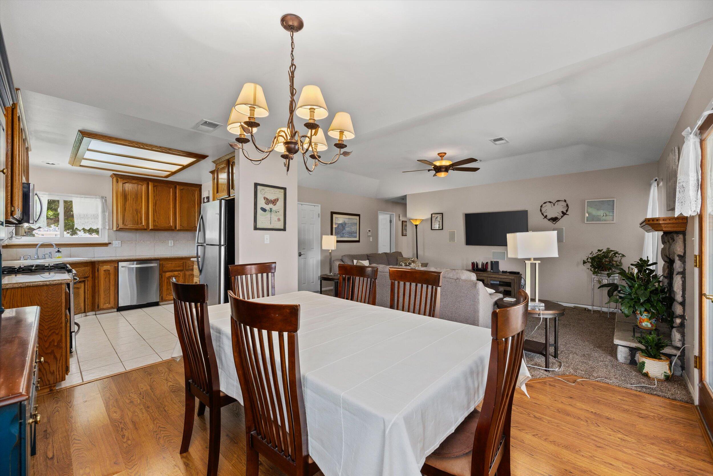 21620 Foothill Drive Tehachapi, CA 93561 - Photo 15 of 49 21-Illuminate Photography - 21620 Foothi