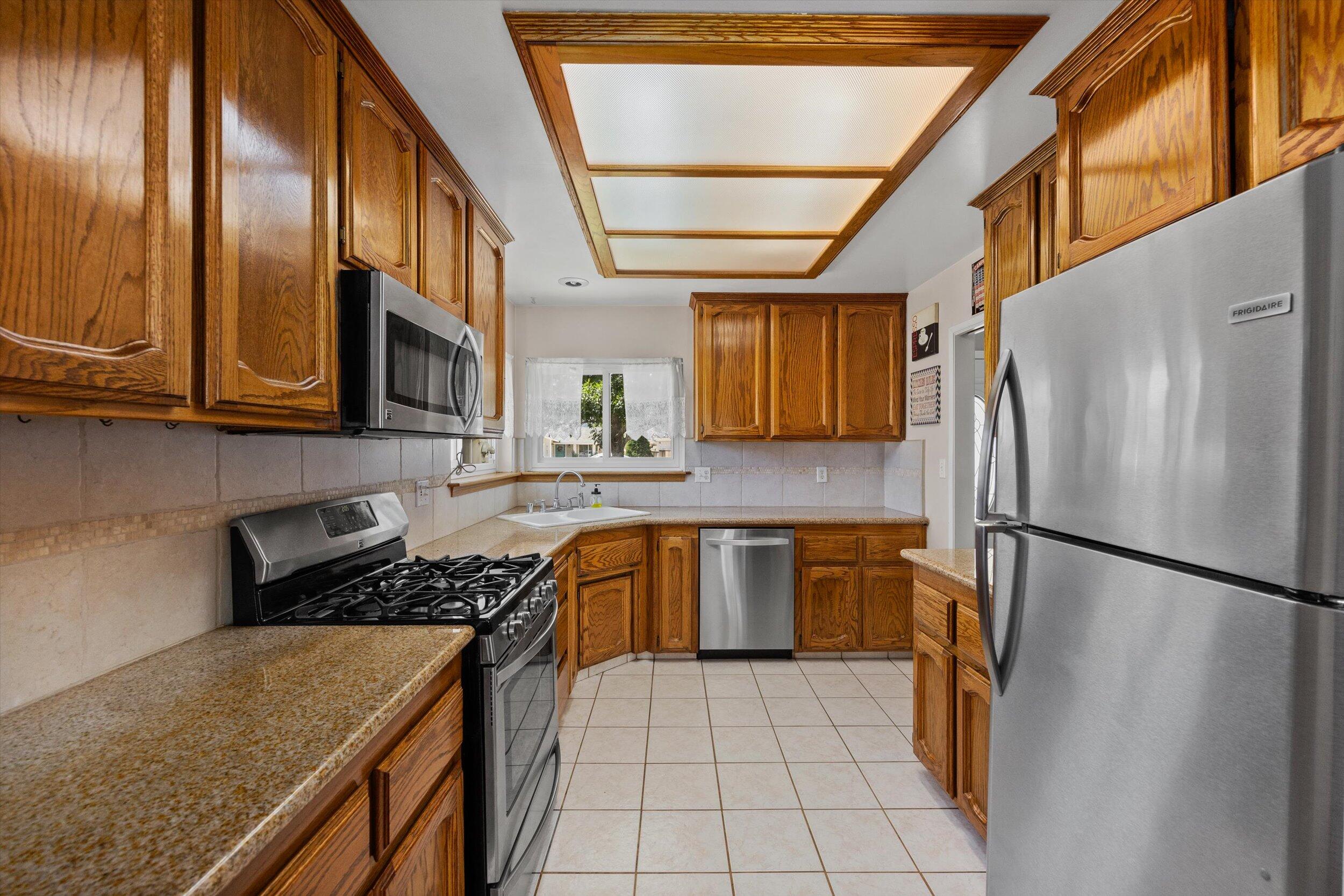 21620 Foothill Drive Tehachapi, CA 93561 - Photo 17 of 49 23-Illuminate Photography - 21620 Foothi