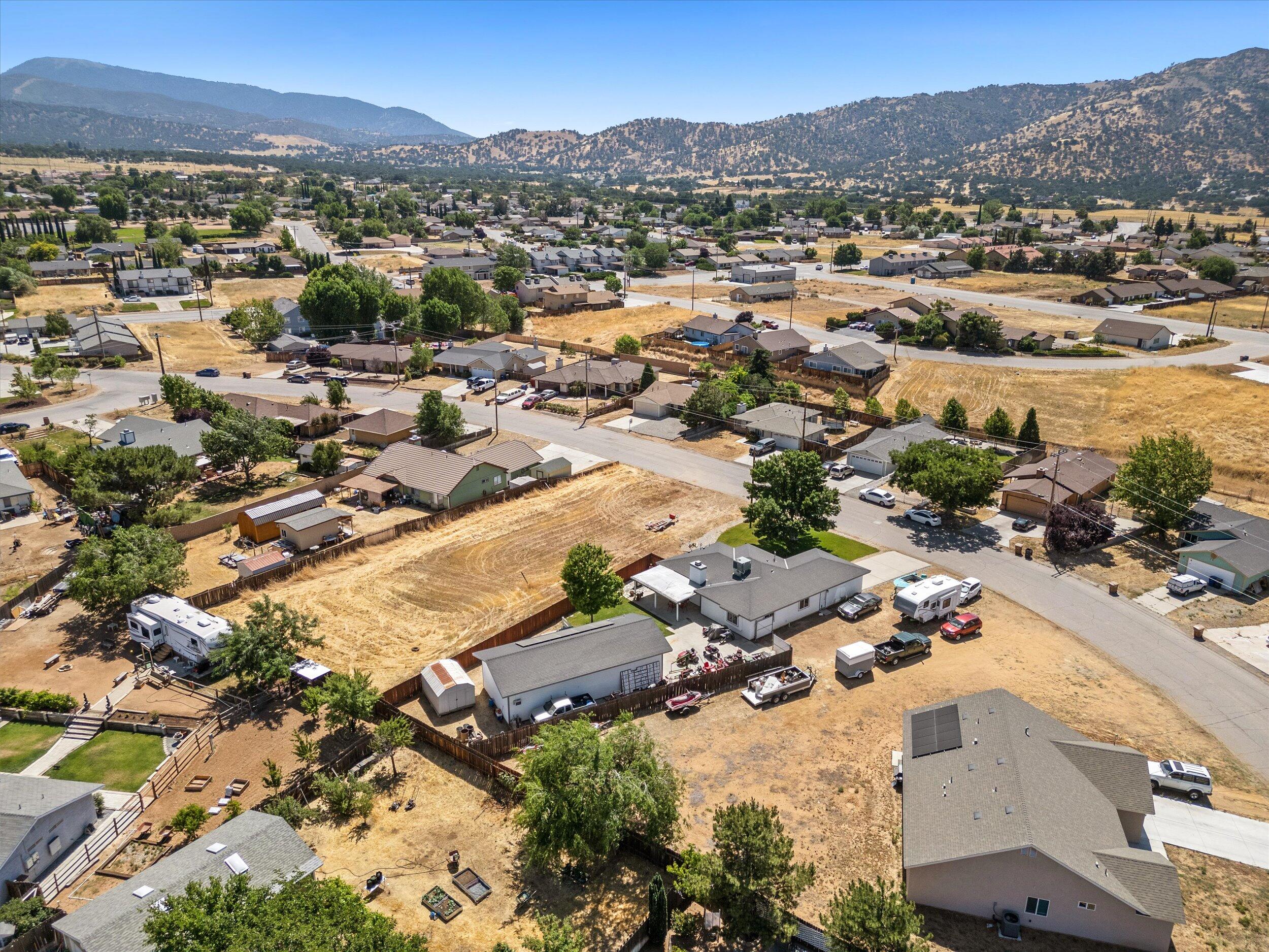 21620 Foothill Drive Tehachapi, CA 93561 - Photo 40 of 49 09-Illuminate Photography - 21620 Foothi