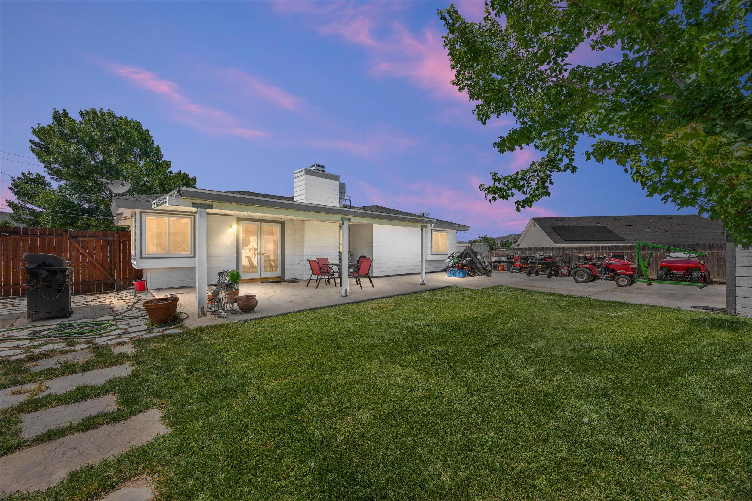 21620 Foothill Drive Tehachapi, CA 93561 - Photo 5 of 49 02-Illuminate Photography - 21620 Foothi