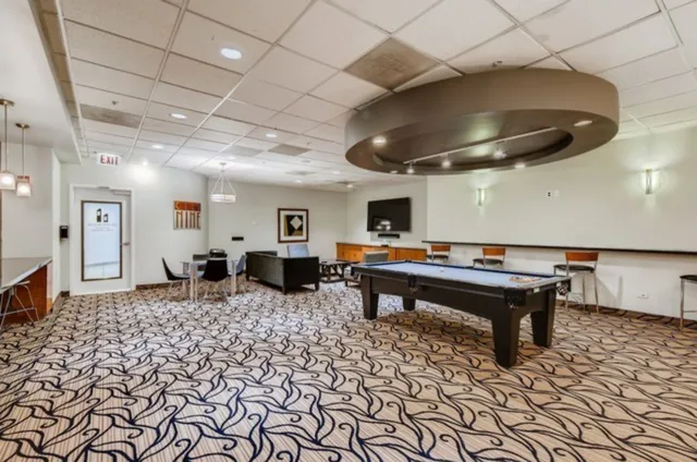 $3,500 | 545 North Dearborn Street, Unit 2510, Chicago, IL 60654