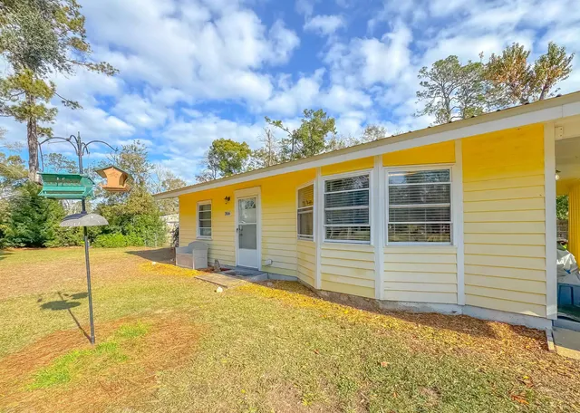 $174,900 | 2006 Karen Lane, Tallahassee, FL 32304