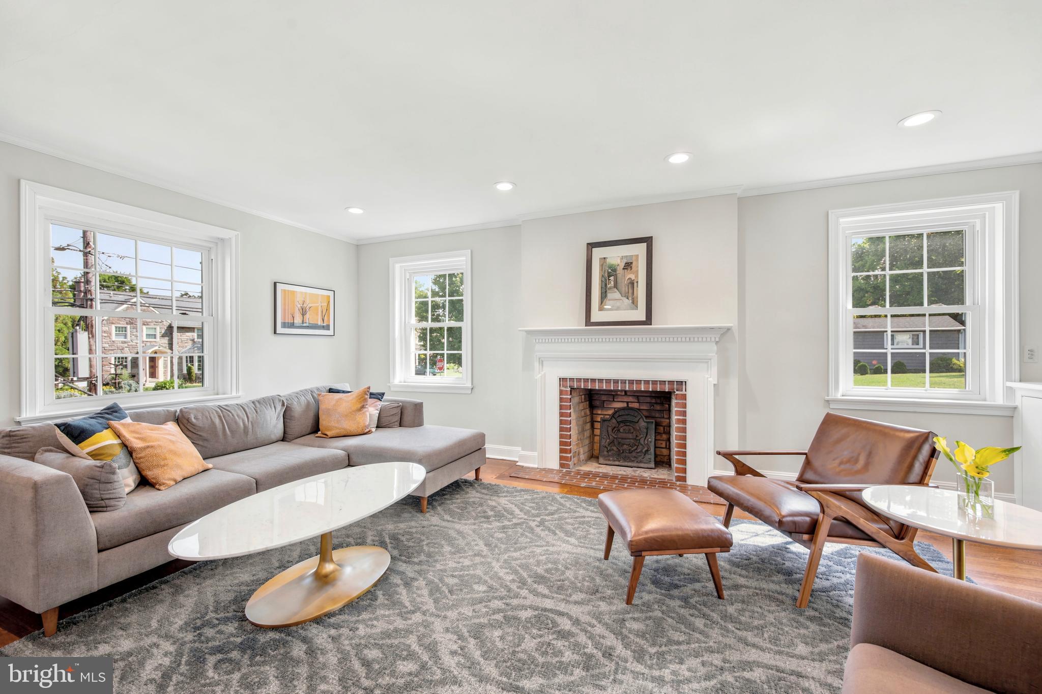 351 Mill Road Havertown, PA 19083 - Photo 5 of 25