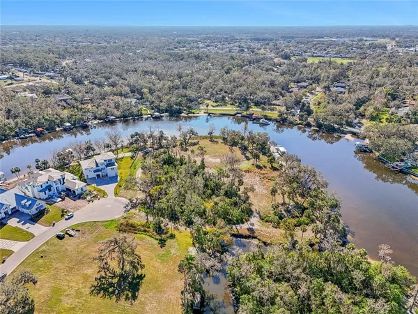 $349,000 | 8331 Alafia Pointe Drive, Riverview, FL 33578