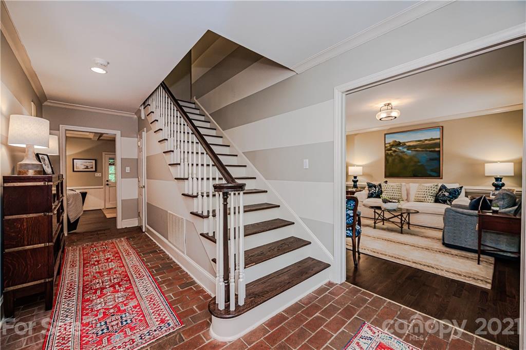 3800 River Ridge Road Charlotte, NC 28226 - Photo 4 of 48 a view of living room with furniture and rug