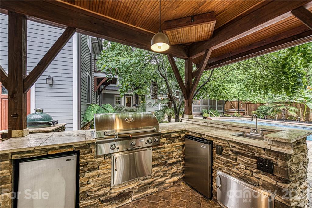 3800 River Ridge Road Charlotte, NC 28226 - Photo 41 of 48 a view of a backyard with seating space