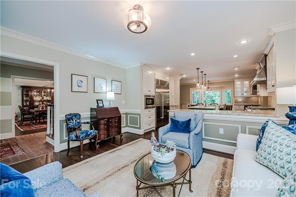 3800 River Ridge Road Charlotte, NC 28226 - Photo 6 of 48 a living room with furniture kitchen view and a window