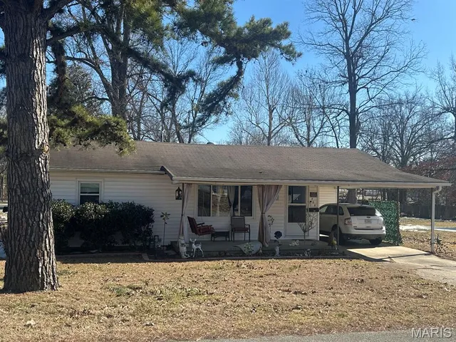 $115,500 | 708 North Hickory Street, Dexter, MO 63841