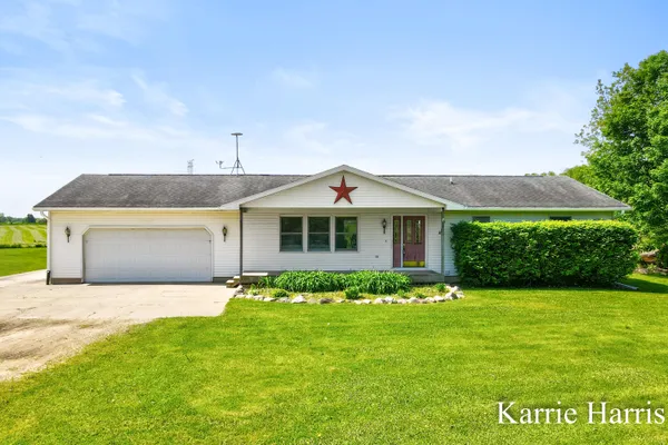 $315,000 | 6048 Cedar Lake Road Southeast, Sheridan, MI 48884