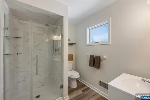 $880,000 | 57 Peach Hill Court, Ramsey, NJ 07446