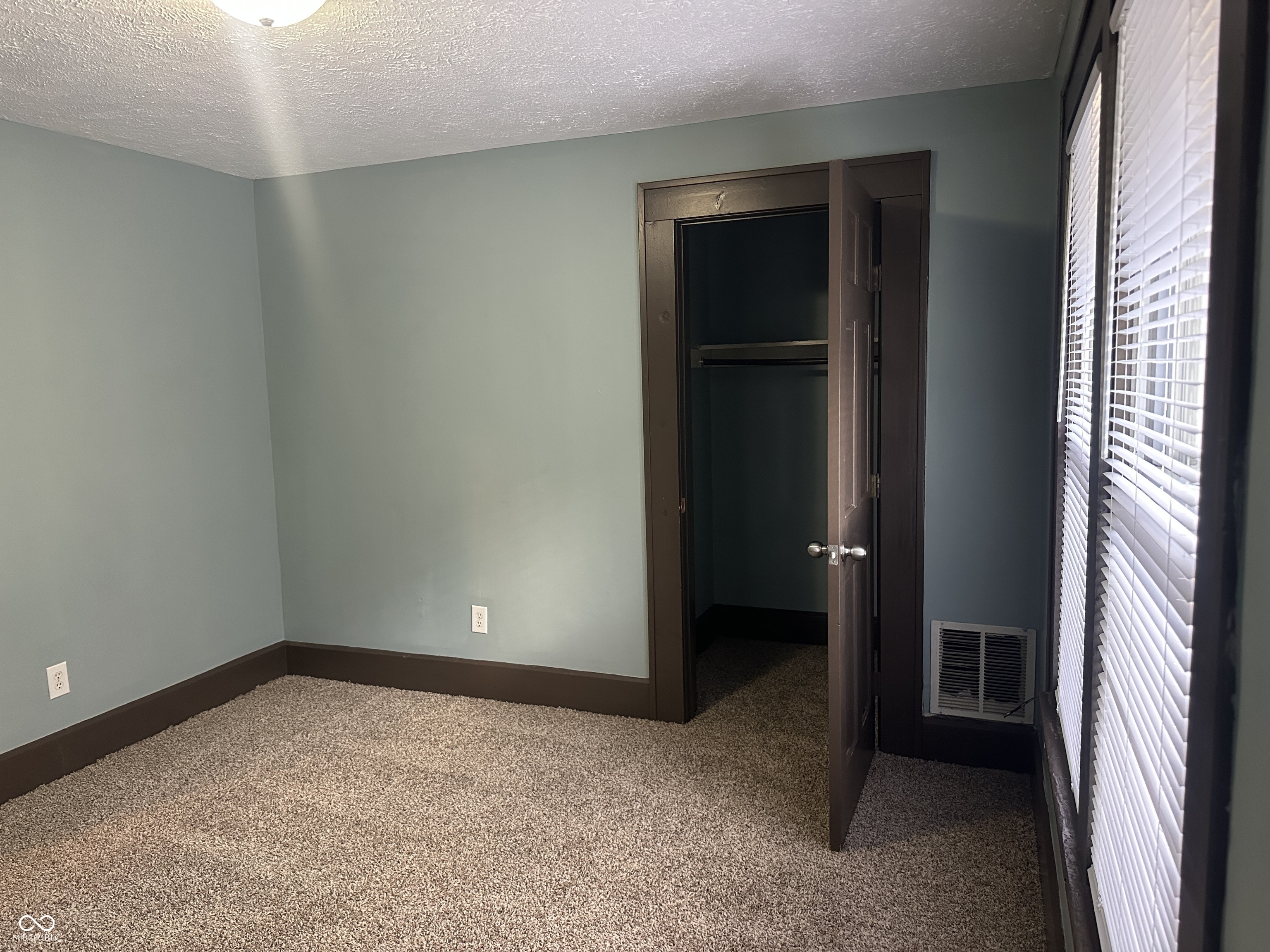 2950 Ruckle Street Indianapolis, IN 46205 - Photo 26 of 42