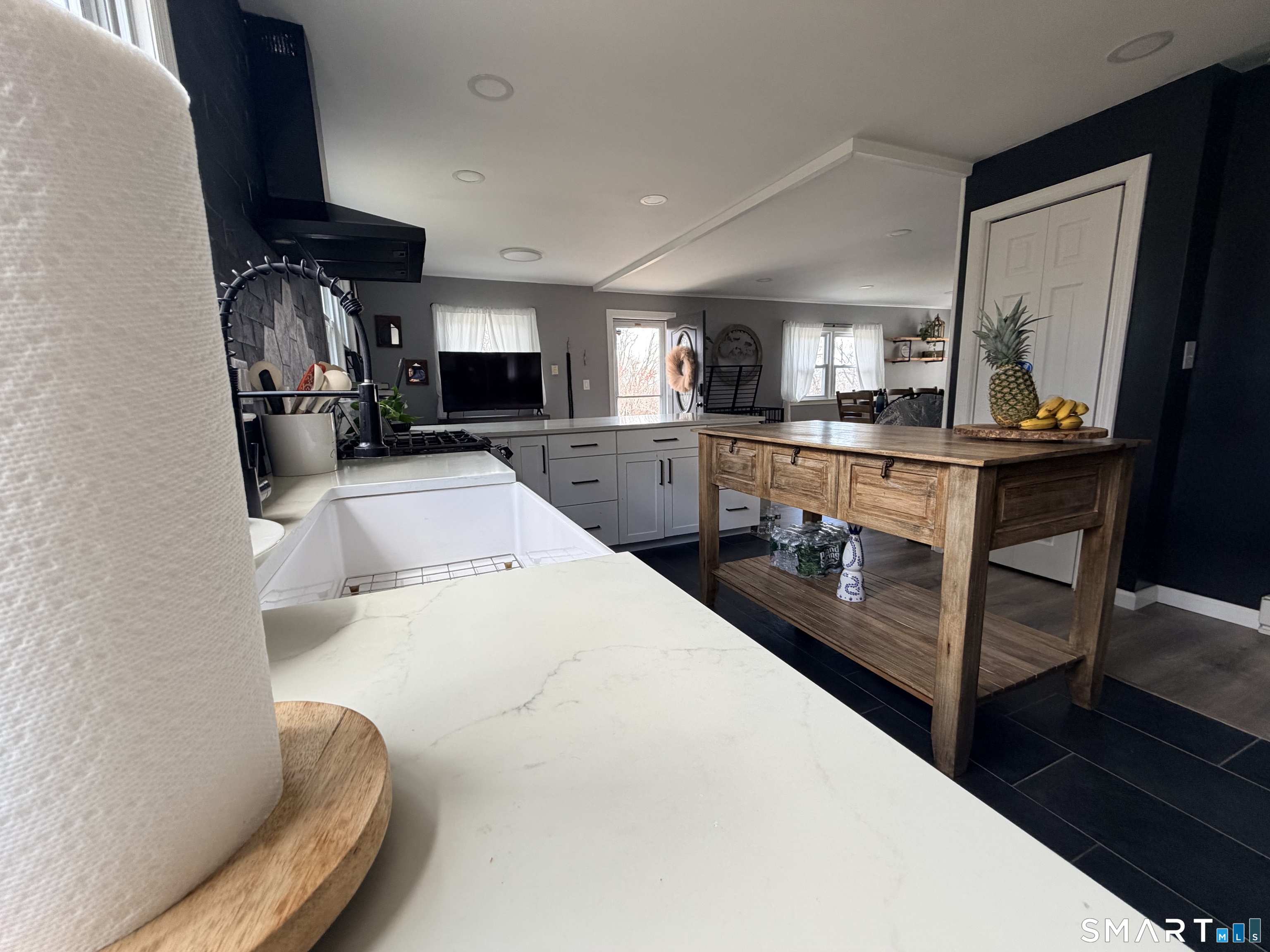 39 Candle Hill Road New Fairfield, CT 06812 - Photo 12 of 40