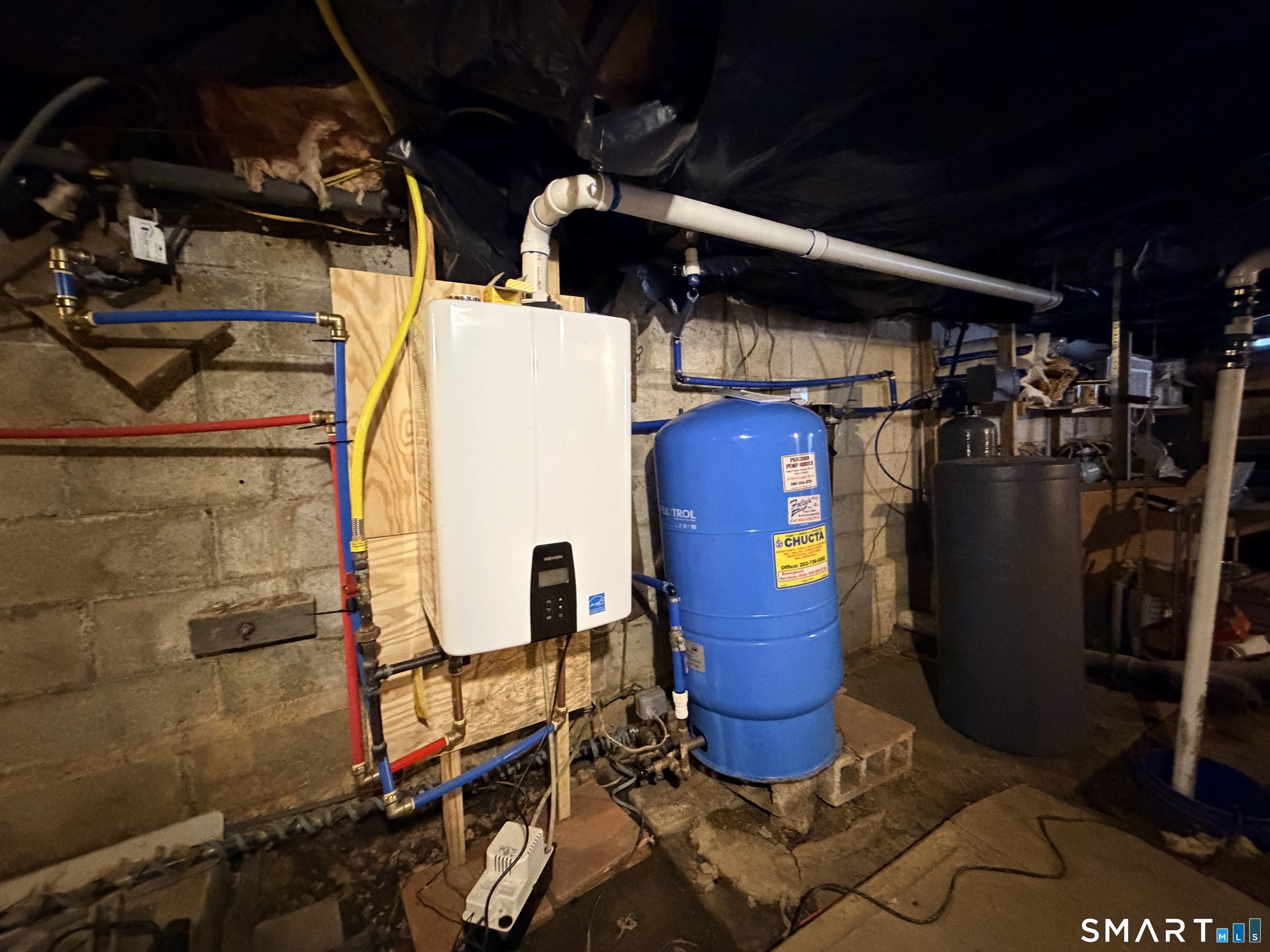 39 Candle Hill Road New Fairfield, CT 06812 - Photo 38 of 40