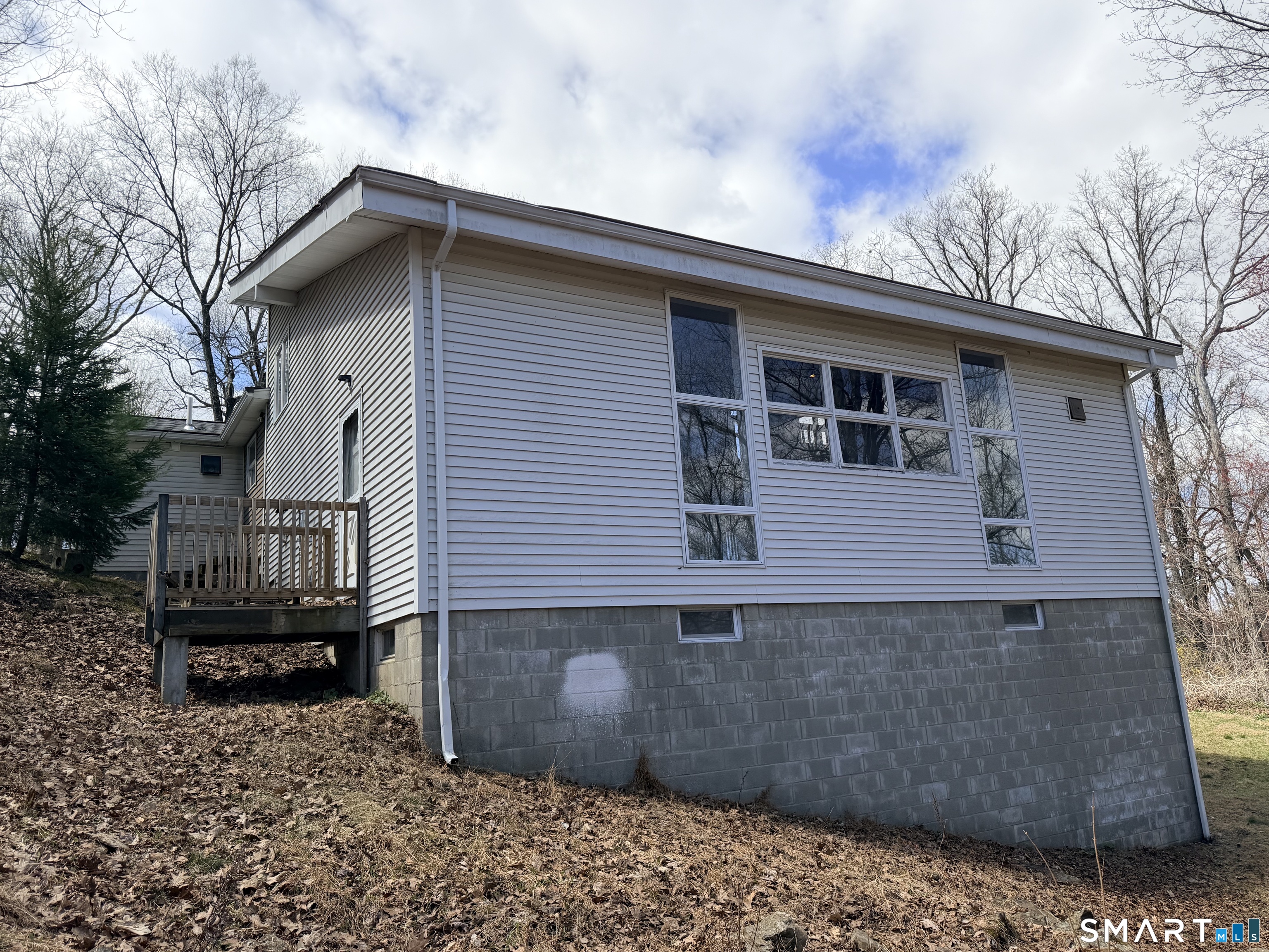 39 Candle Hill Road New Fairfield, CT 06812 - Photo 7 of 40