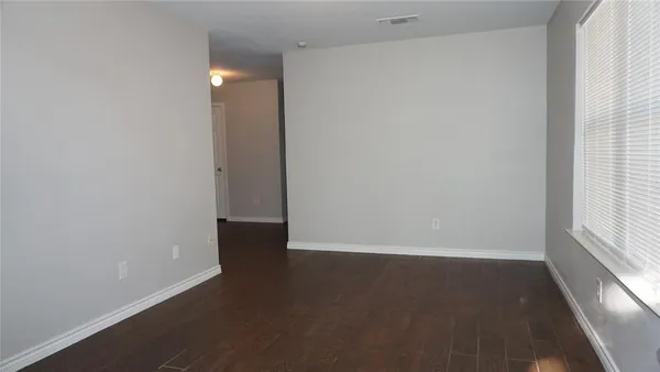 $1,450 | 2113 R. W. Bivens Lane, Unit 2115, Fort Worth, TX 76105