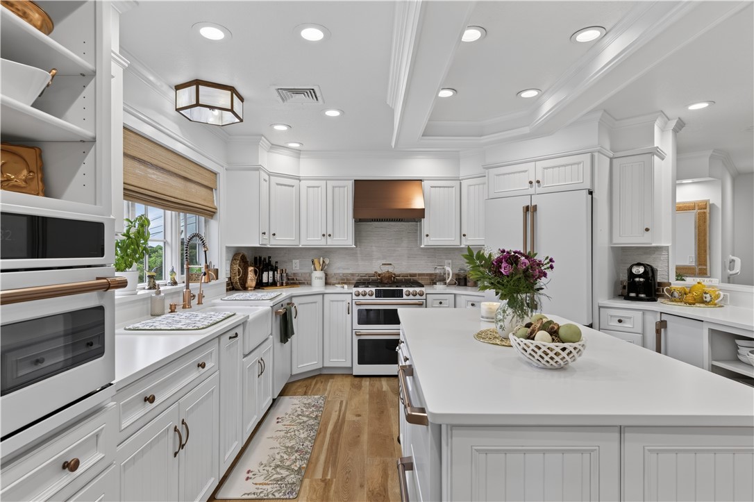 19 Moonlight Drive Westerly, RI 02891 - Photo 5 of 38