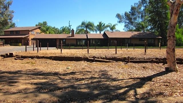 14002 Kelowna Road Valley Center, CA 92082 - Photo 3 of 24