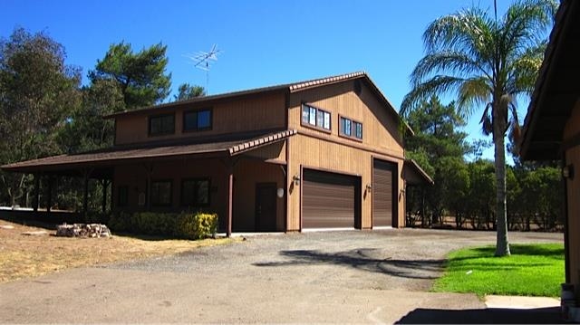 14002 Kelowna Road Valley Center, CA 92082 - Photo 4 of 24