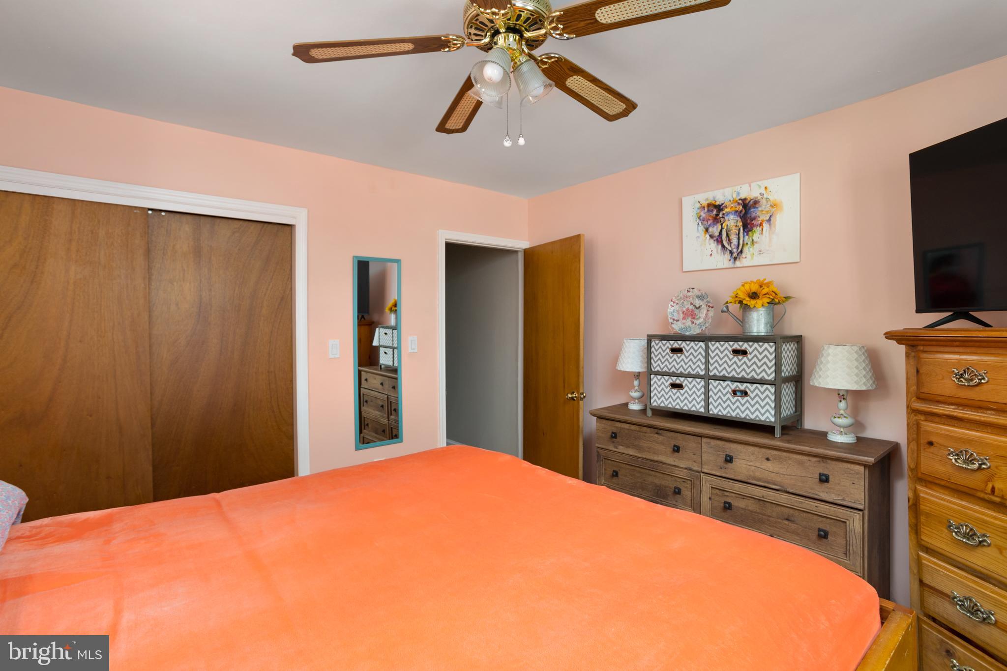 33 Madison Avenue Hamilton, NJ 08619 - Photo 17 of 37