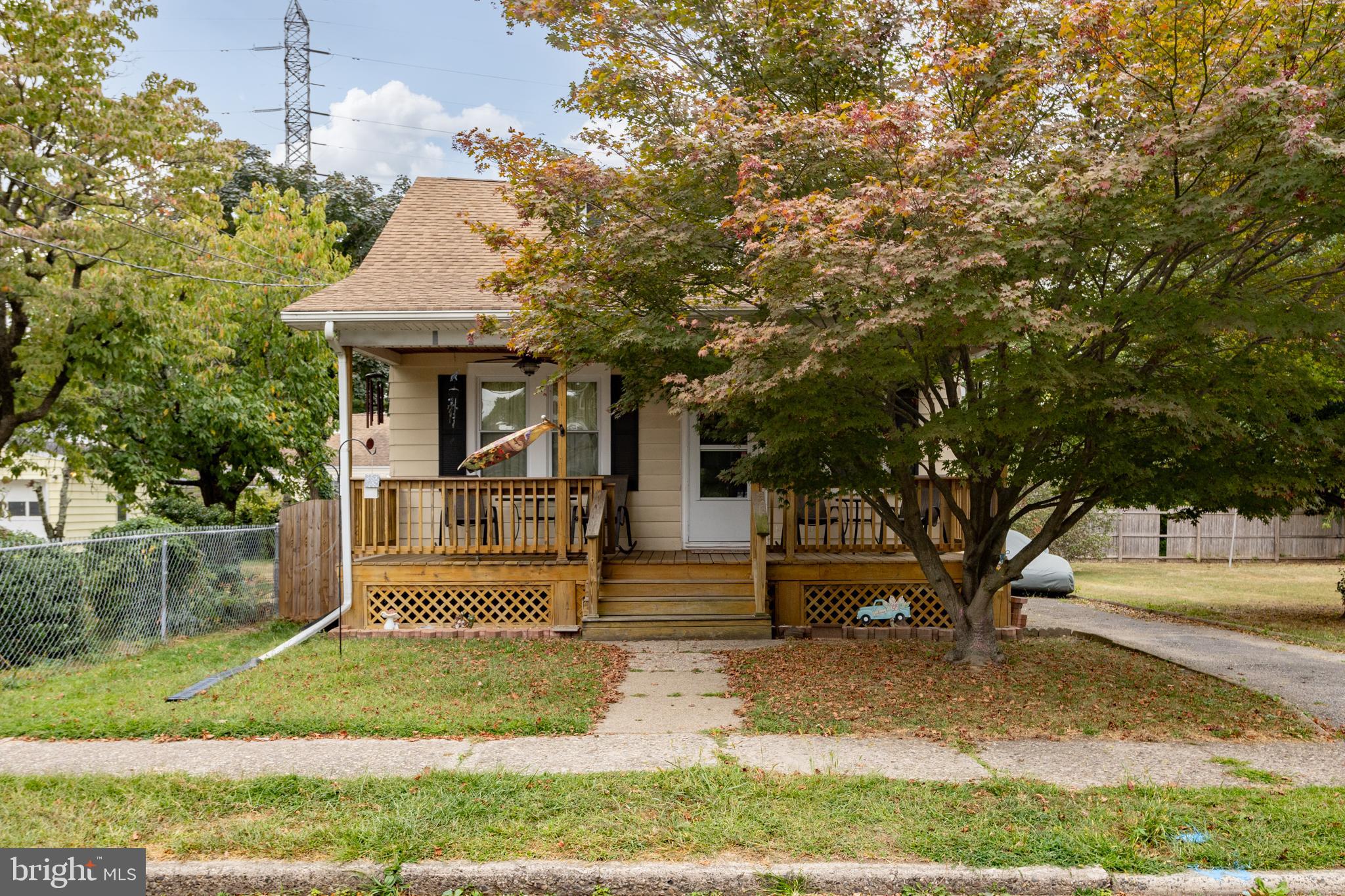 33 Madison Avenue Hamilton, NJ 08619 - Photo 2 of 37 Exterior Front