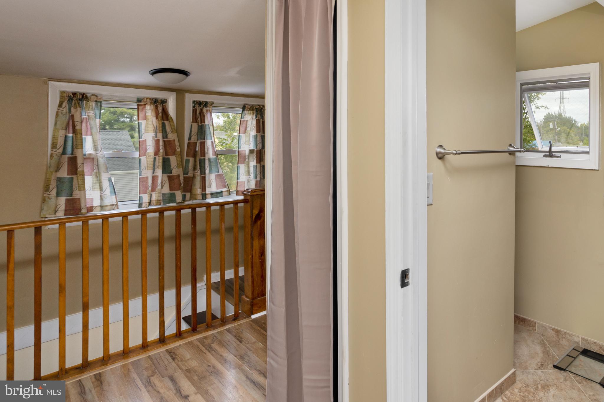 33 Madison Avenue Hamilton, NJ 08619 - Photo 22 of 37
