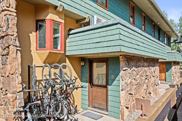 $17,000 | 424 Park Circle, Unit TH3, Aspen, CO 81611