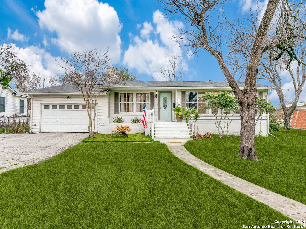 341 Tuttle Road Terrell Hills, TX 78209 - Photo 1 of 26