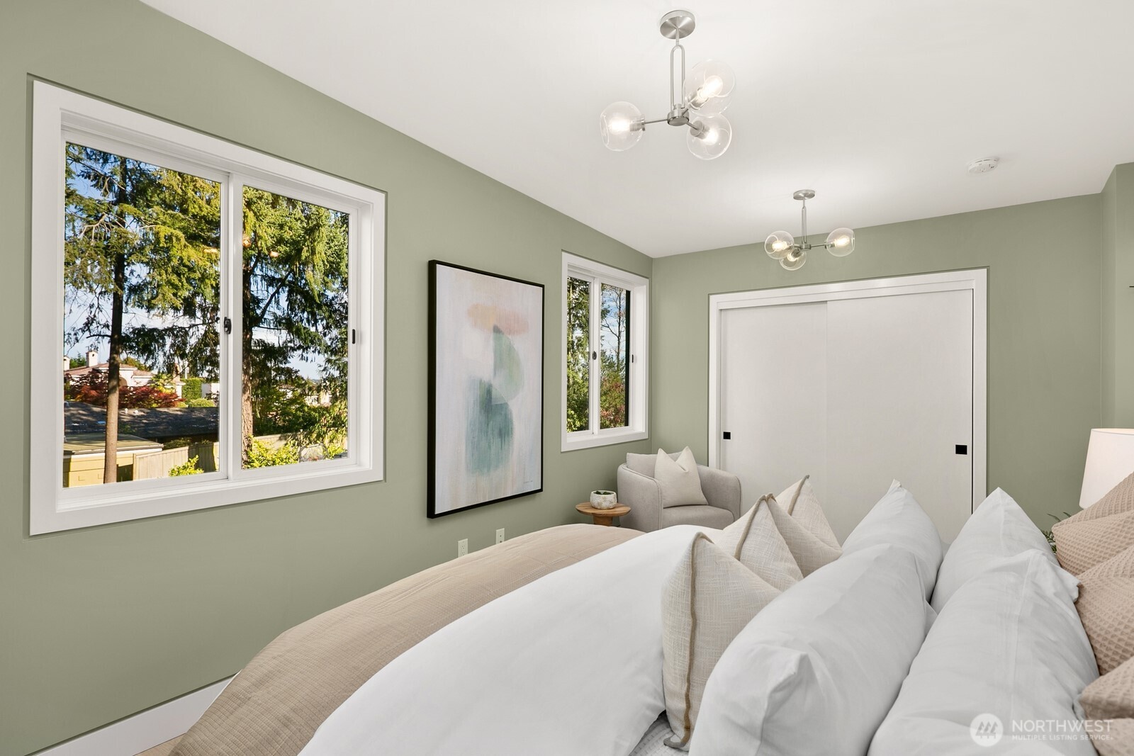 3949 West Barrett Lane Seattle, WA 98199 - Photo 15 of 33
