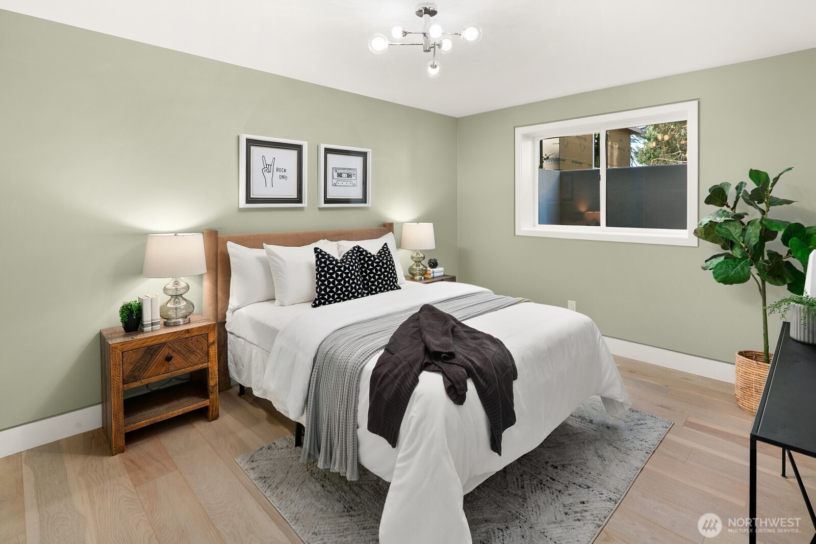 3949 West Barrett Lane Seattle, WA 98199 - Photo 22 of 33