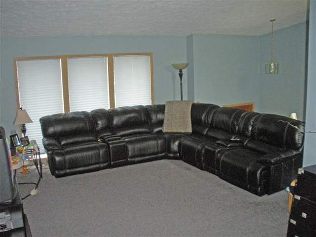 303 South Skipworth Road Spokane Valley, WA 99206 - Photo 2 of 9