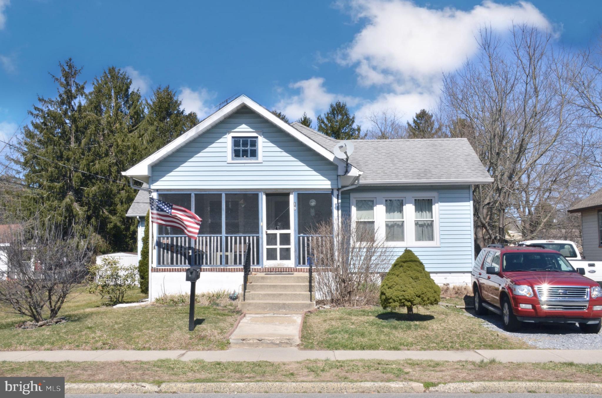 19 Deptford Road Glassboro, NJ 08028 - Photo 1 of 21 Gallery Image 1
