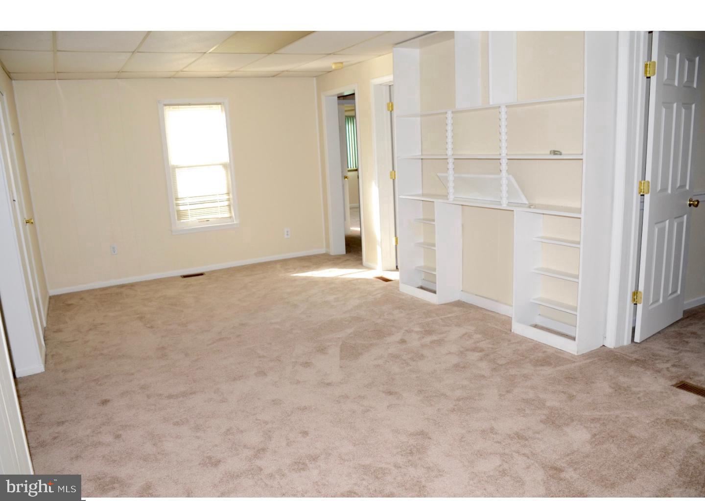 19 Deptford Road Glassboro, NJ 08028 - Photo 3 of 21 Gallery Image 3