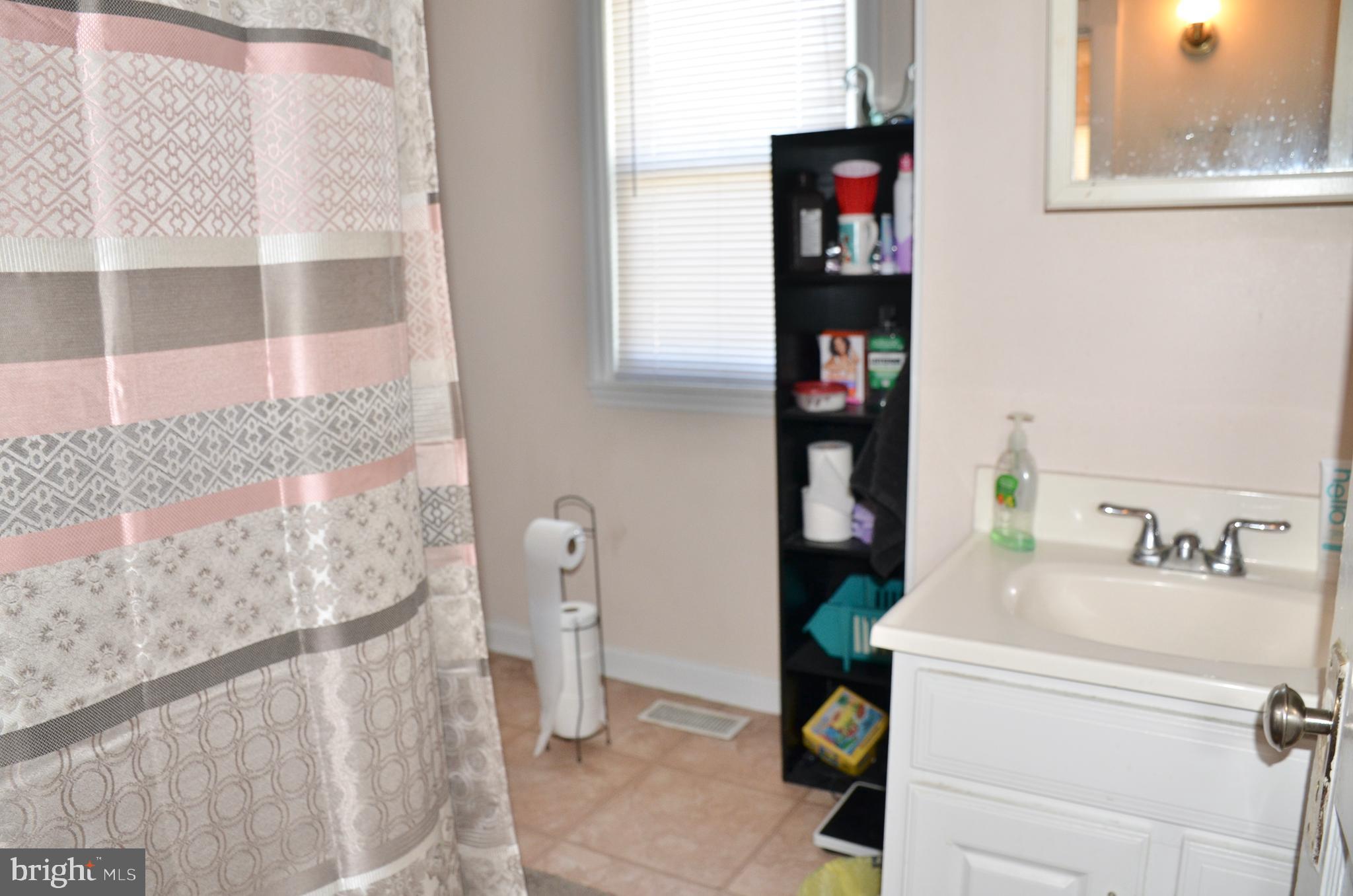 19 Deptford Road Glassboro, NJ 08028 - Photo 10 of 21 Gallery Image 10