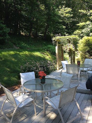 492 Howellville Road Berwyn, PA 19312 - Photo 17 of 55