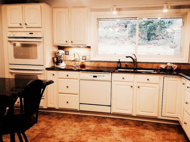 492 Howellville Road Berwyn, PA 19312 - Photo 26 of 55