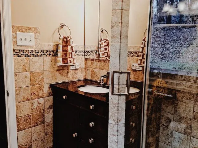 $778,500 | 492 Howellville Road, Berwyn, PA 19312