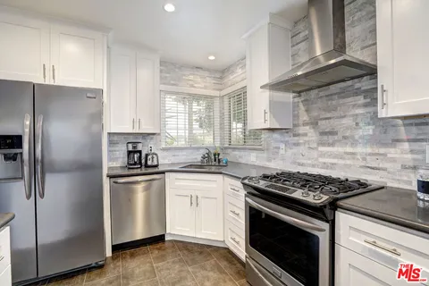 $4,700 | 11333 Culver Boulevard, Los Angeles, CA 90066