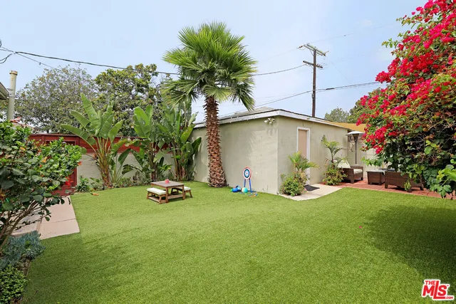 $5,000 | 11333 Culver Boulevard, Los Angeles, CA 90066