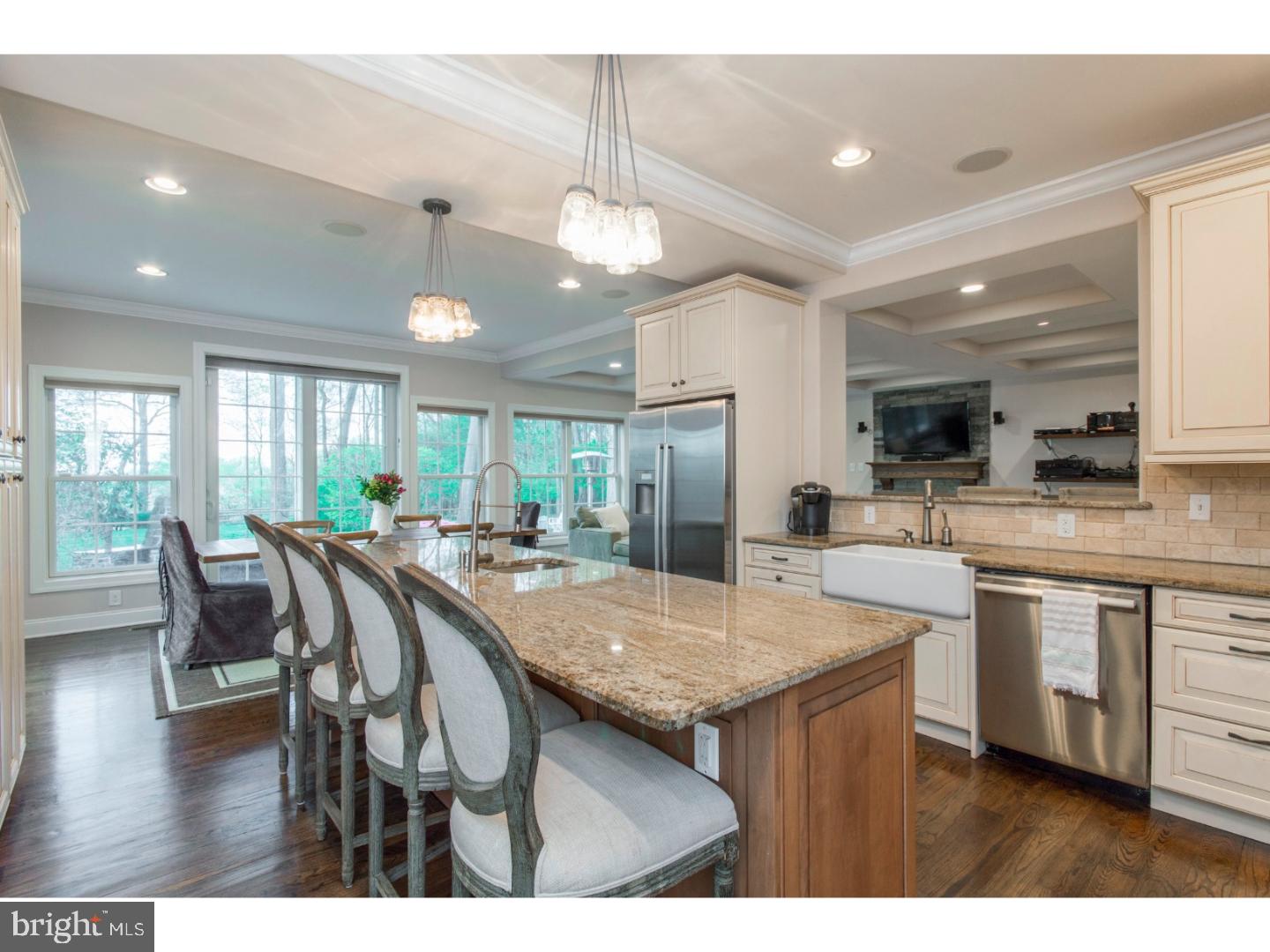 678 Knox Road Wayne, PA 19087 - Photo 3 of 25 Kitchen