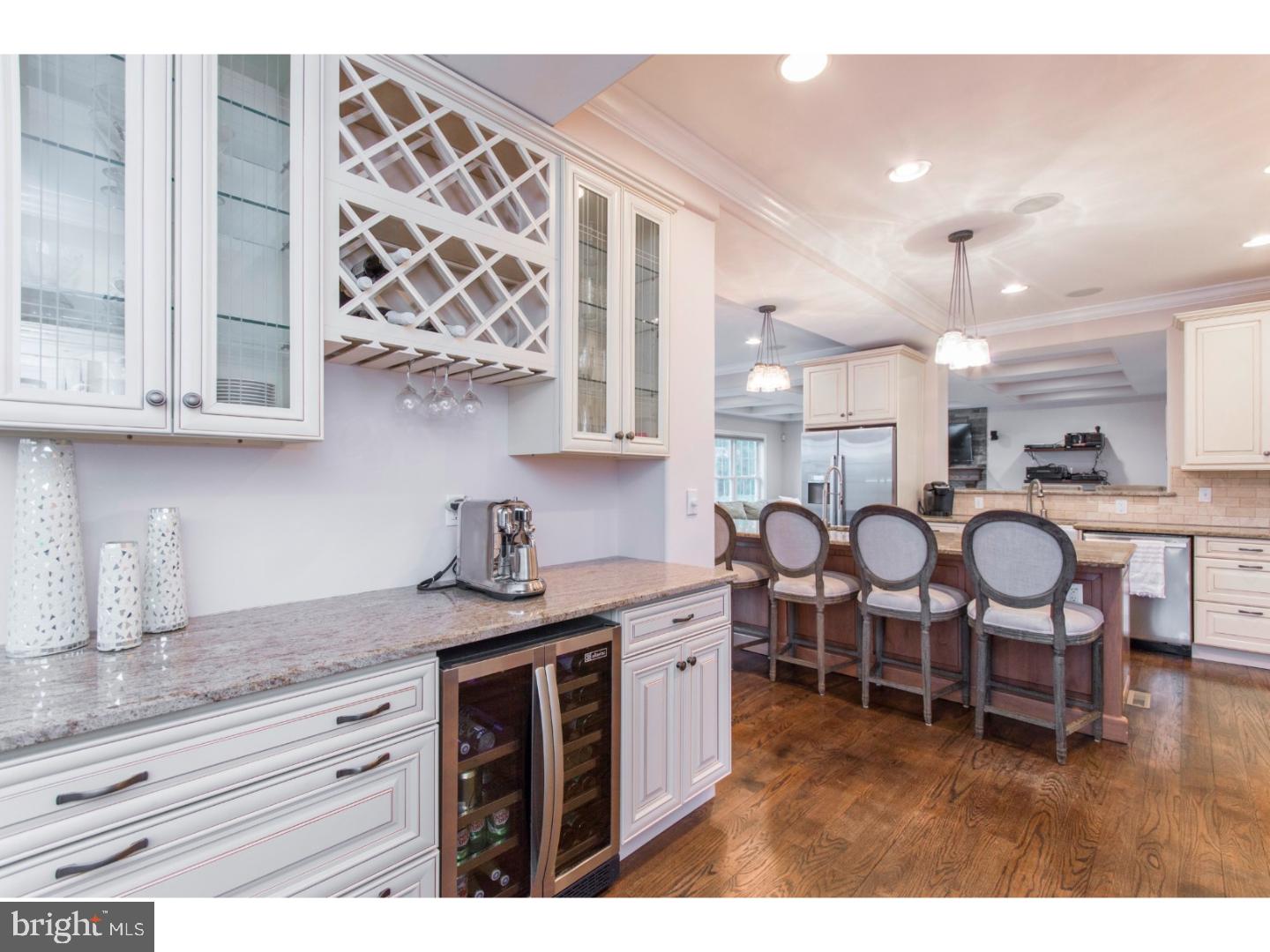 678 Knox Road Wayne, PA 19087 - Photo 5 of 25 Closet