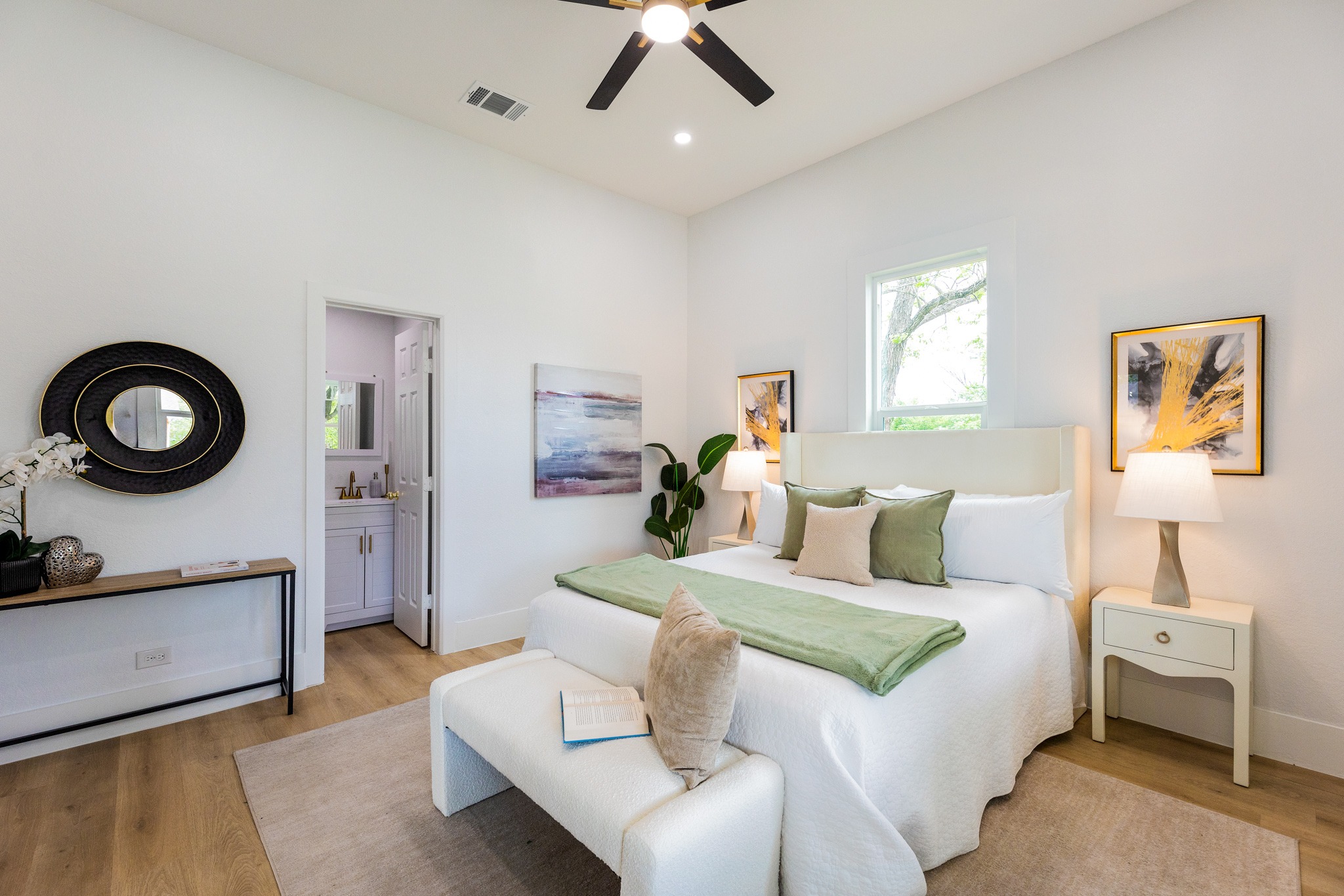 910 West 4th Street Taylor, TX 76574 - Photo 24 of 38 a living room with furniture and a window