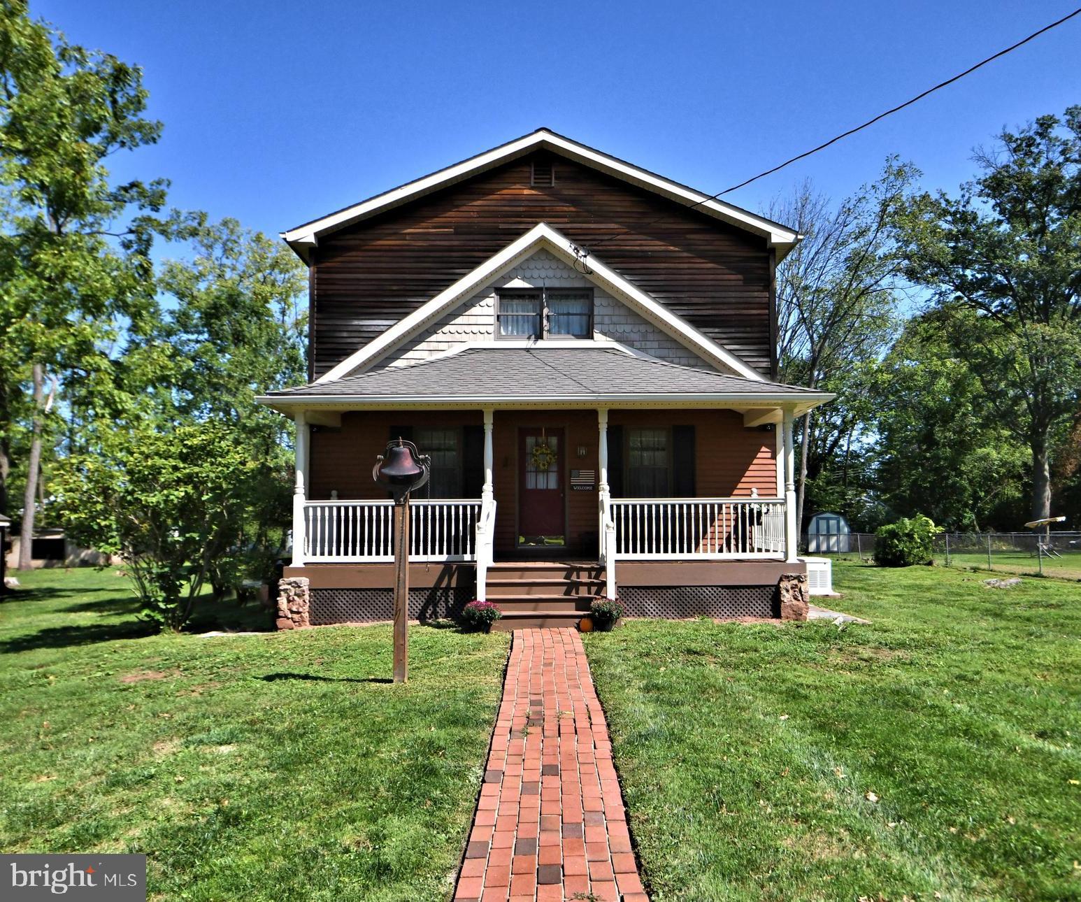 32 Vincent Road Phoenixville, PA 19460 - Photo 1 of 39 Gallery Image 1