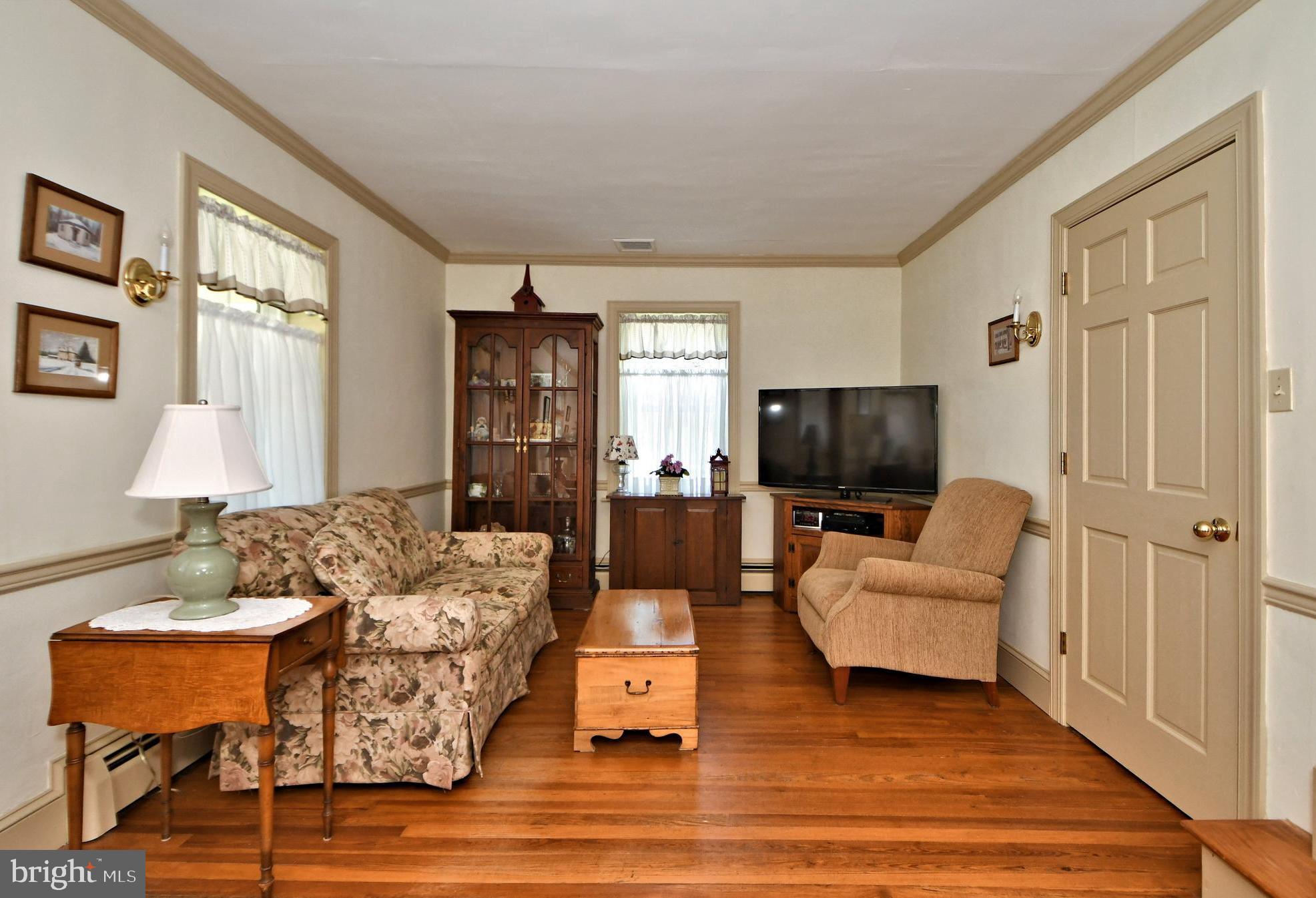 32 Vincent Road Phoenixville, PA 19460 - Photo 6 of 39 Gallery Image 6