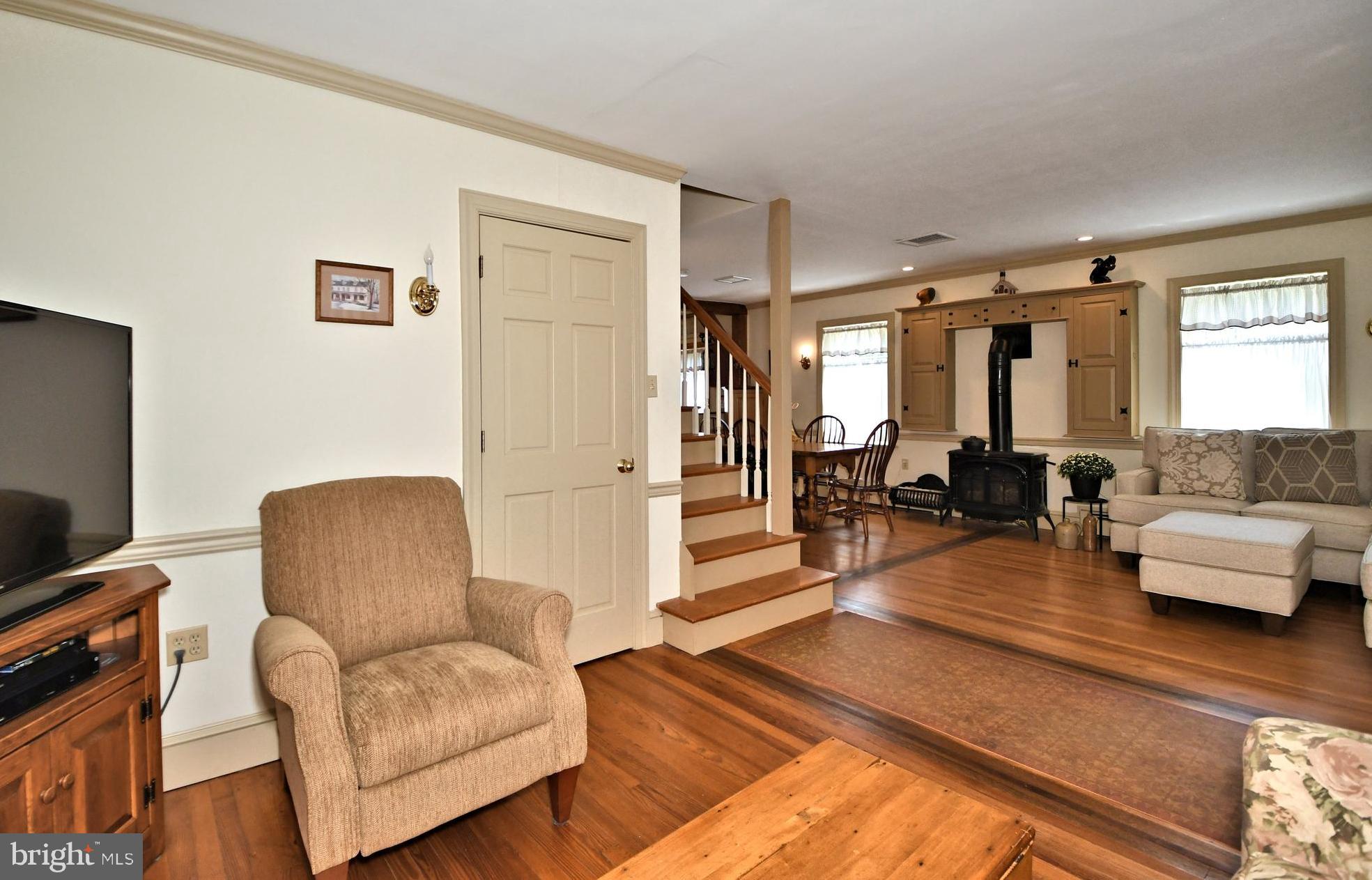 32 Vincent Road Phoenixville, PA 19460 - Photo 7 of 39 Gallery Image 7