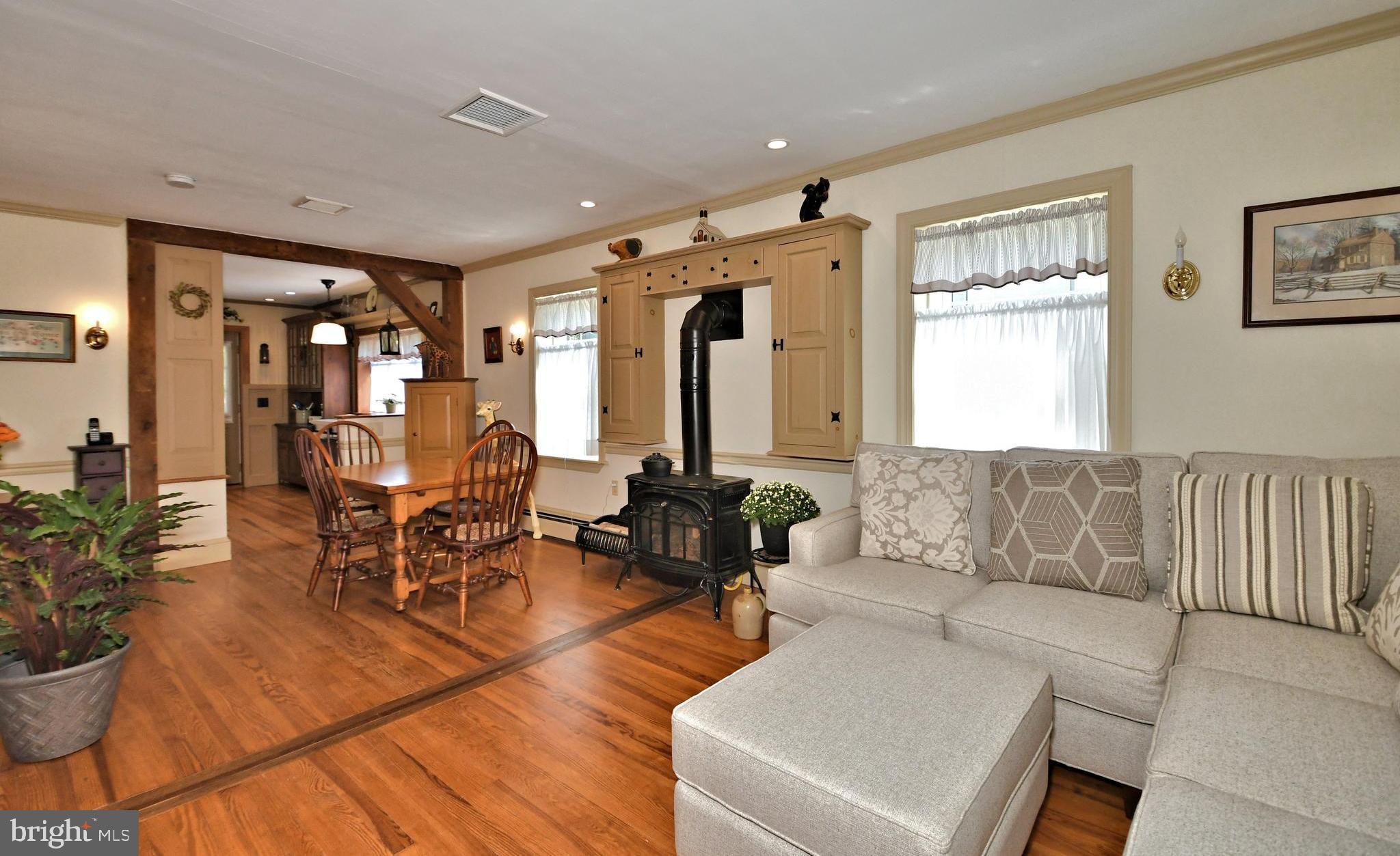 32 Vincent Road Phoenixville, PA 19460 - Photo 9 of 39 Gallery Image 9