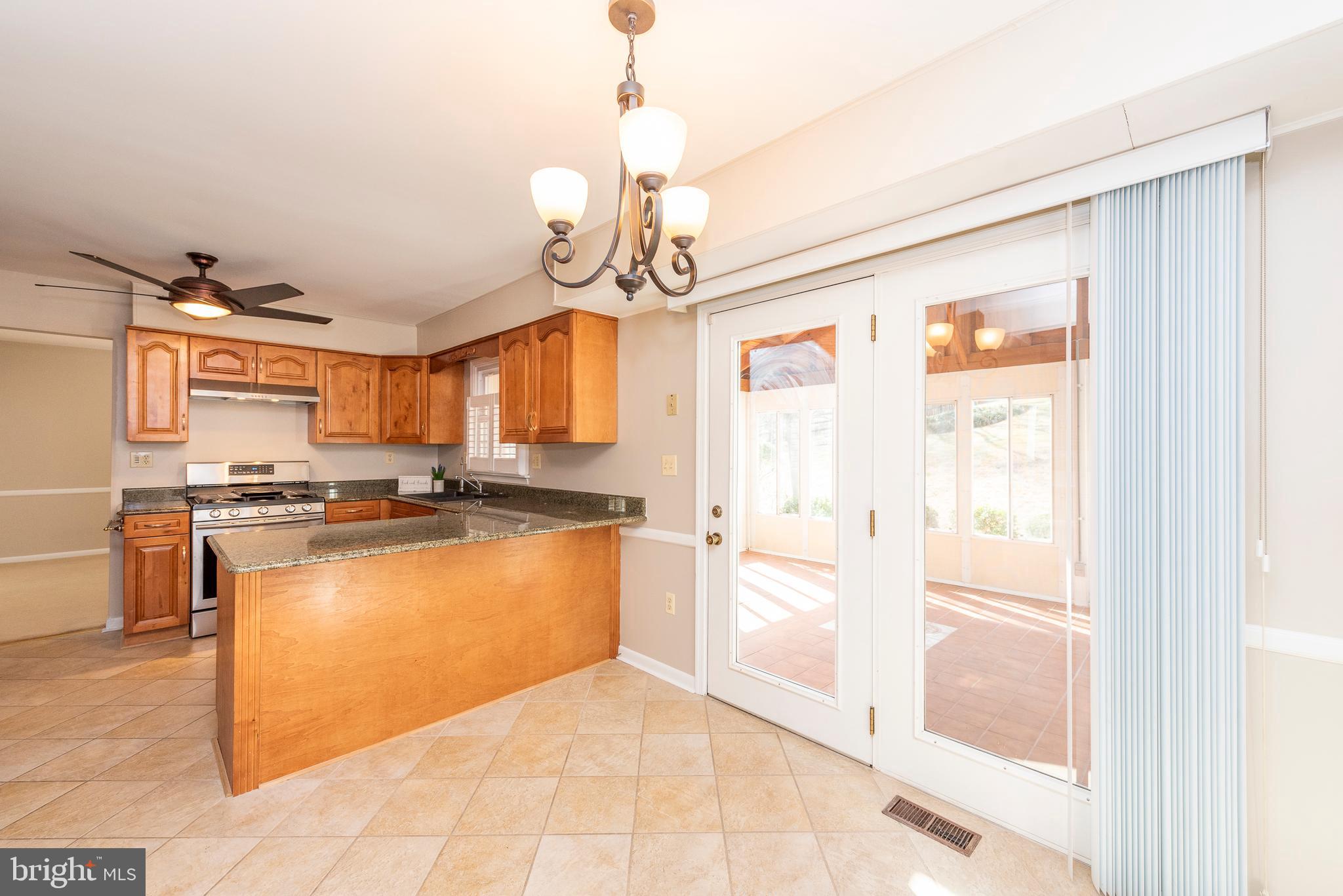 9461 Dunloggin Road Ellicott City, MD 21042 - Photo 8 of 44 Kitchen
