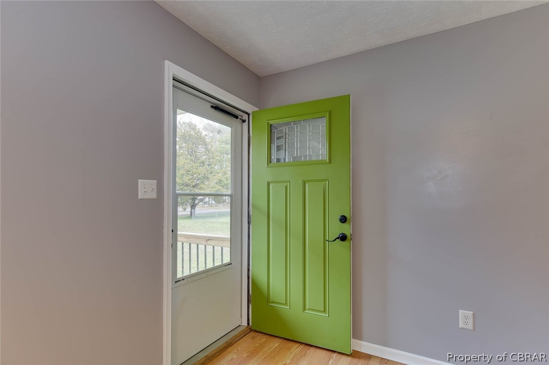 3392 Enos Road Gloucester, VA 23061 - Photo 6 of 30 Gallery Image 6
